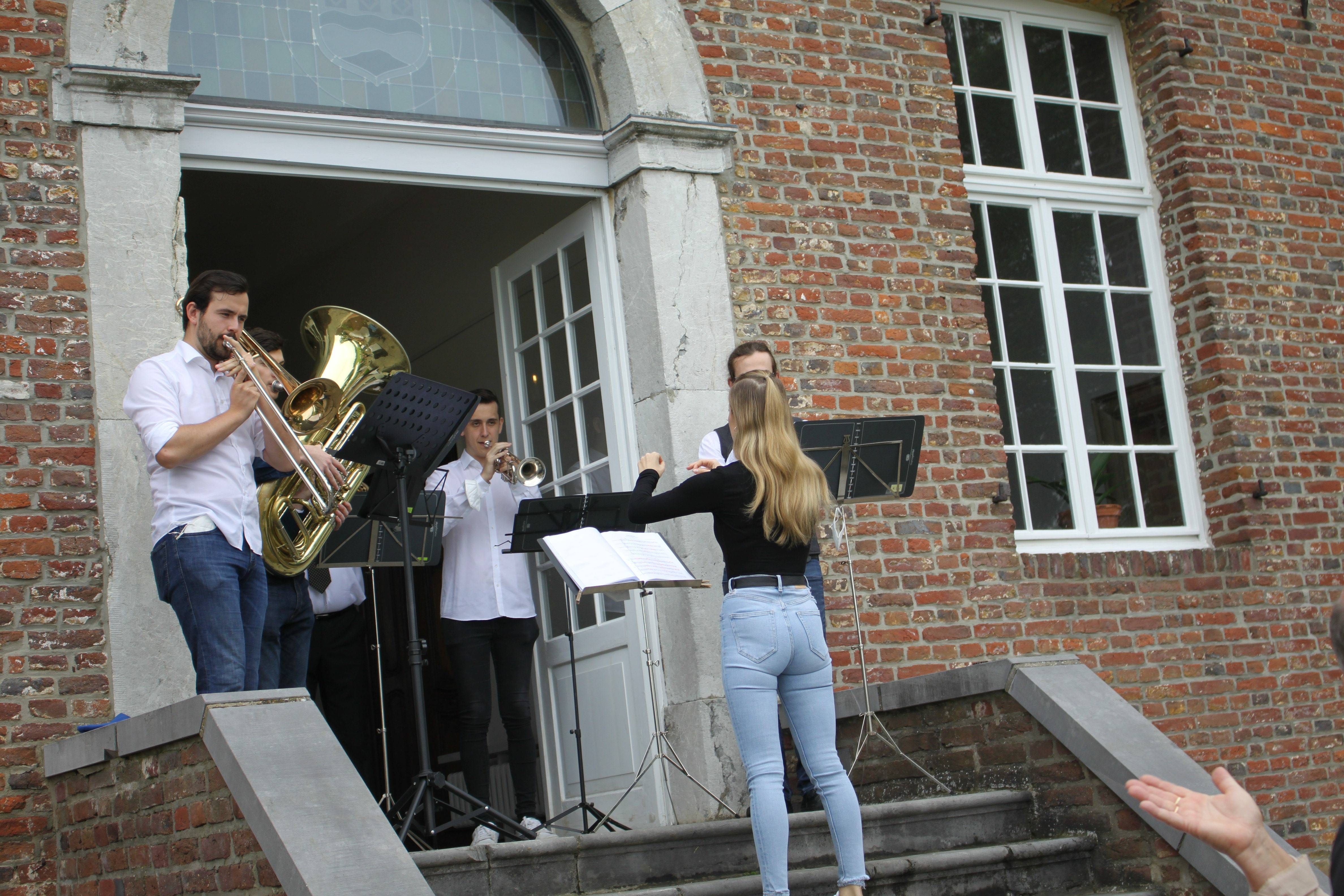 Blechbläserquartett Ne Hand voll Blech Blechbläserquartett Ne Hand voll Blech