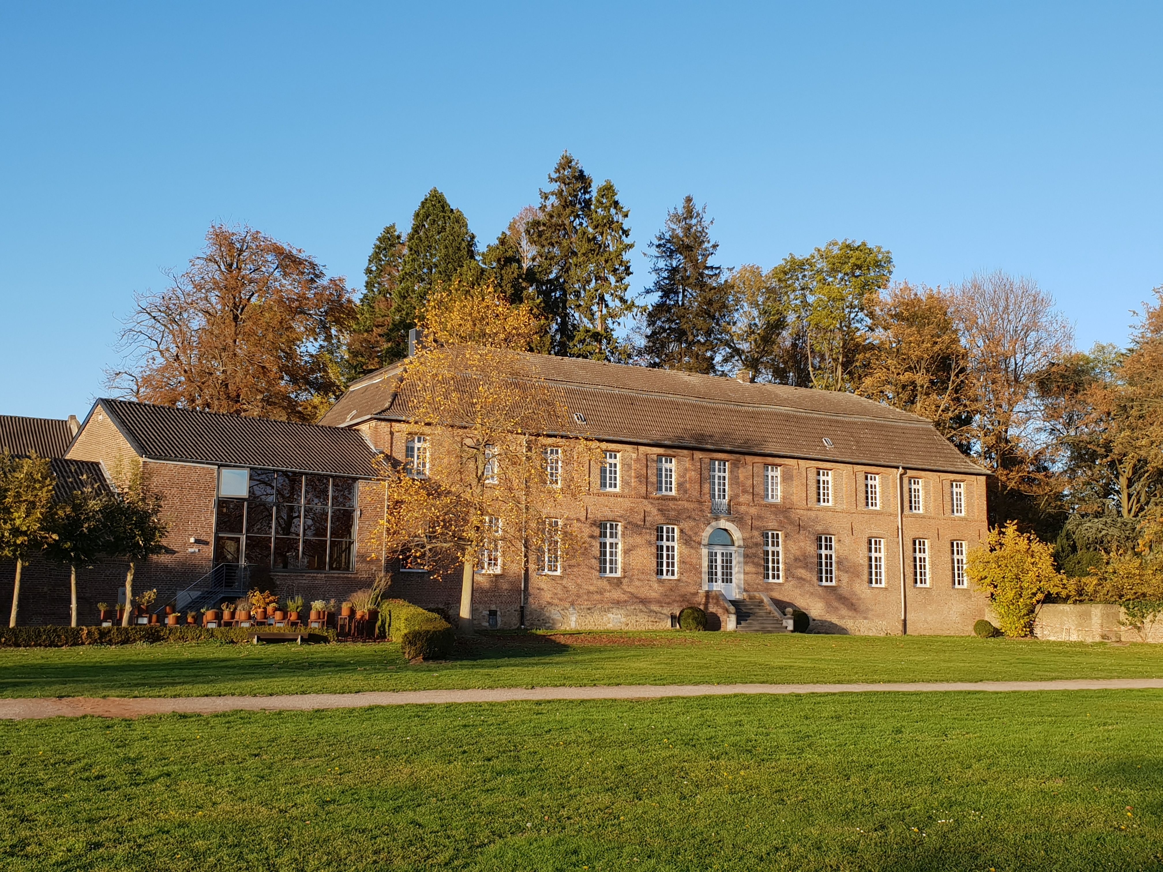 Haus Hohenbusch rückseitige Fassade des Herrenhauses auf Hohenbusch