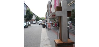 Kunstsockel auf der Kölner Straße