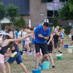 Wasserschlacht 2022 mit Bürgermeister Stephan Muckel