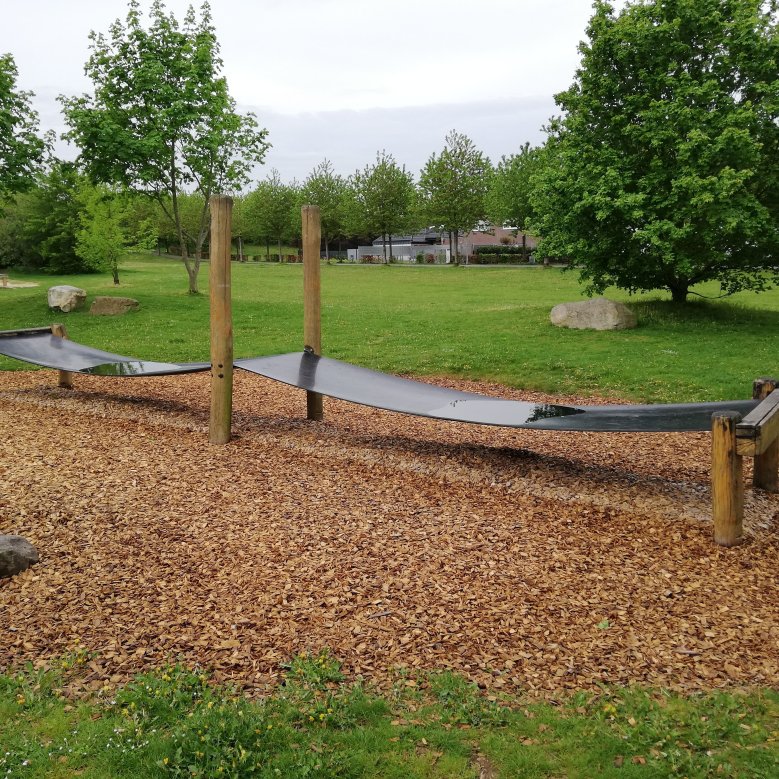 Spielgerät auf dem Spielplatz in Borschemich