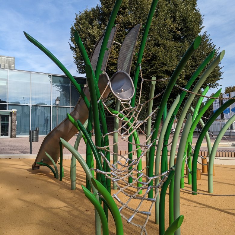 Spielgeräte auf dem Spielplatz Franziskanerplatz