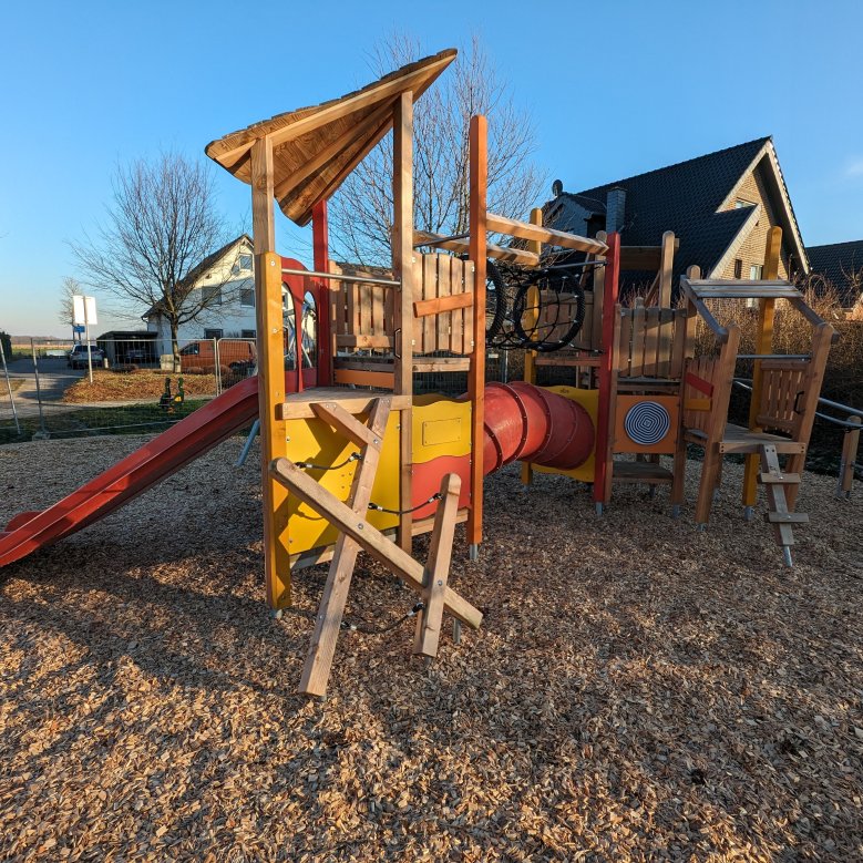 Spielgerät auf dem Spielplatz Am Eselsweg in Granterath