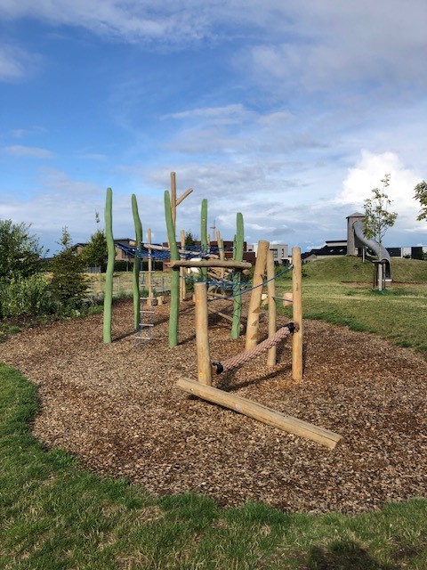 Spielplatz Keyenberg neu Klettergerüst