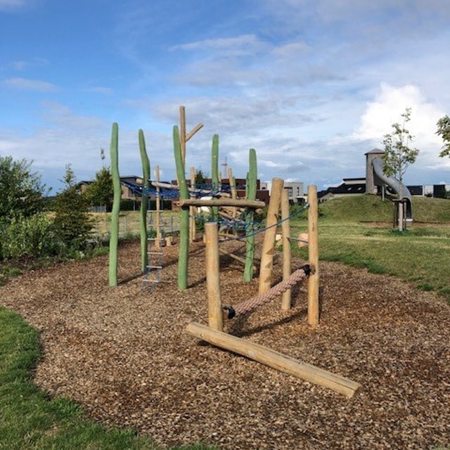 Spielgeräte auf dem Spielplatz Keyenberg (neu)