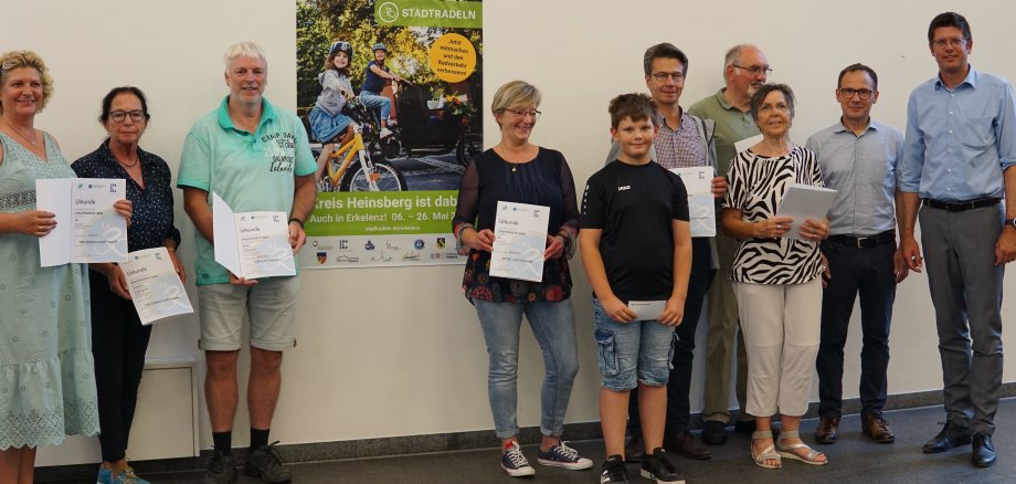 Gruppenbild: Siegerteams des Erkelenzer Stadtradelns 2022