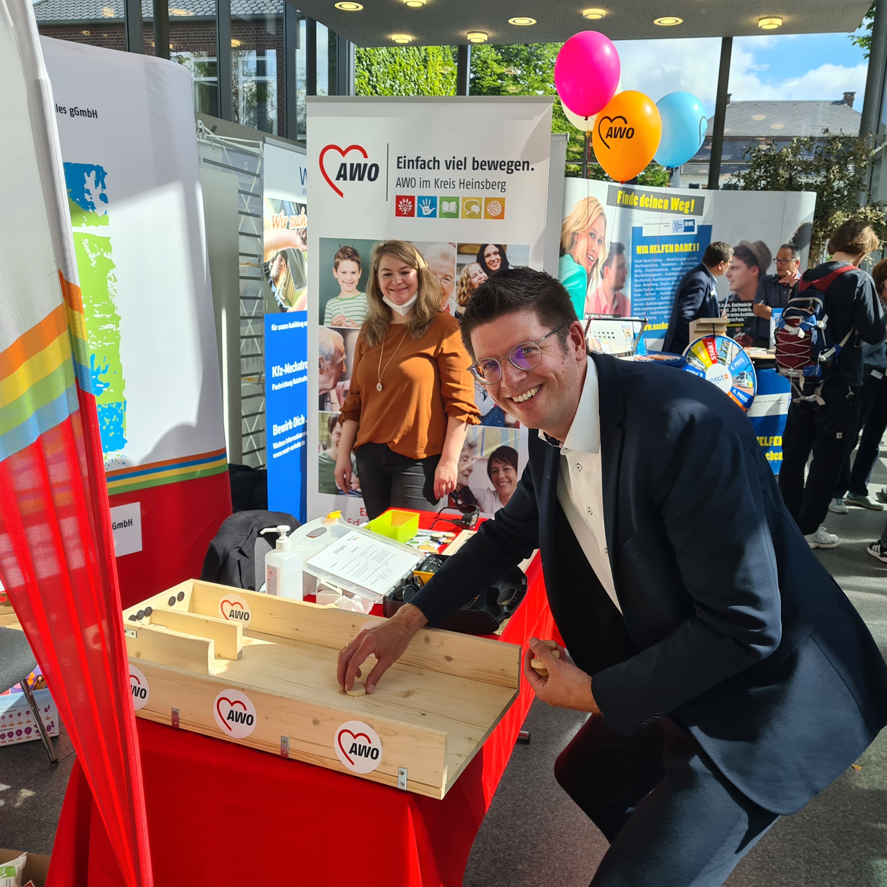 Bürgermeister Stephan Muckel bei der Azubi-Messe