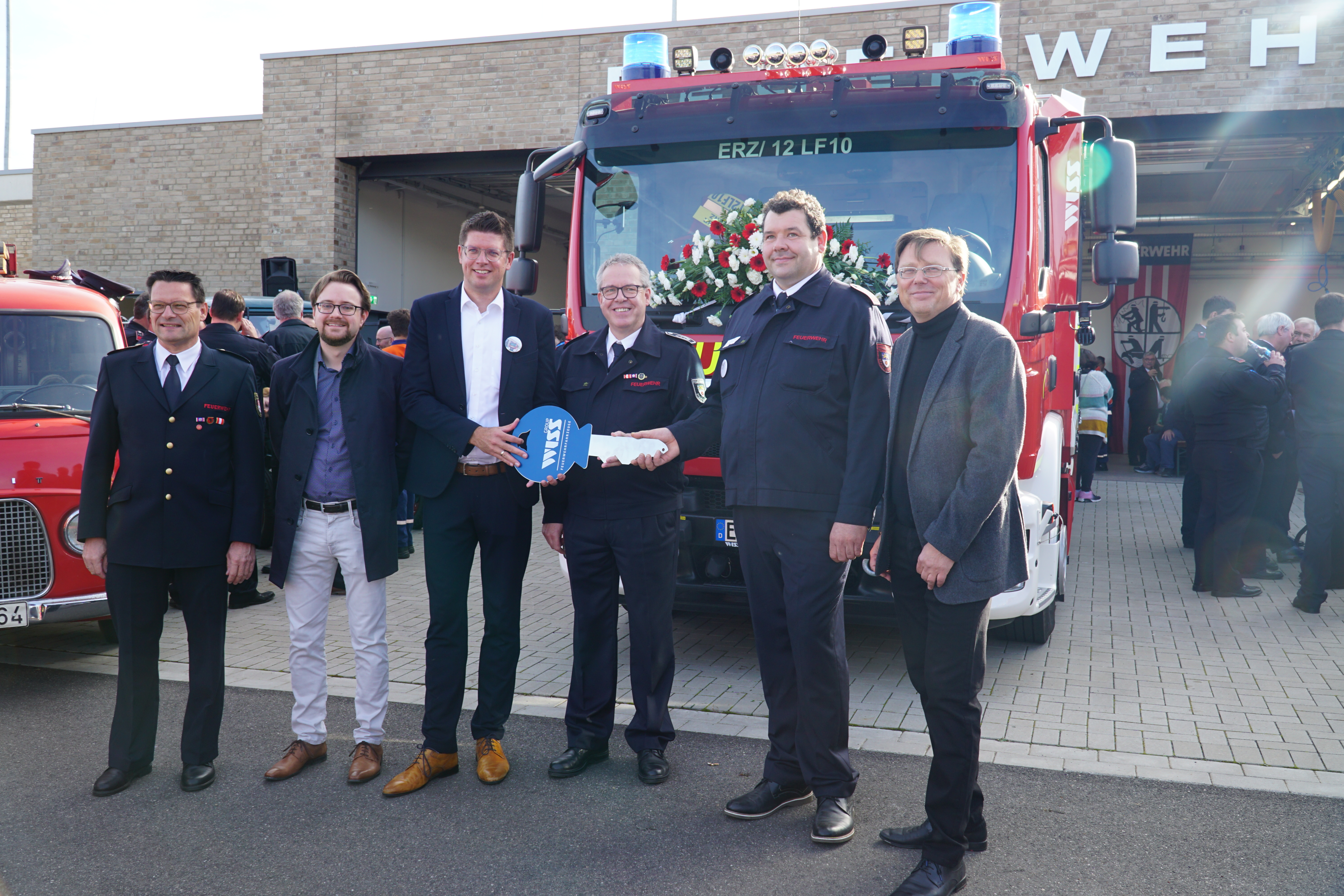 Gruppenfoto zum Feuerwehrfest am Umsiedlungsstandort