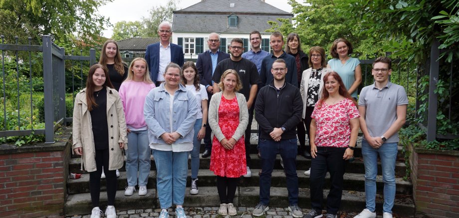 Gruppenfoto neue Auszubildende bei der Stadt Erkelenz