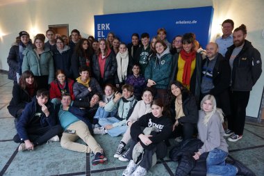 Gruppenfoto Jugendliche aus Frankreich in der Stadtverwaltung