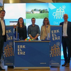 Gruppenbild am Messestand Erkelenz