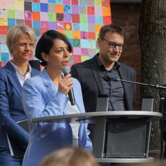 Integrationskoordinatorin Samira Meurer während ihrer Rede