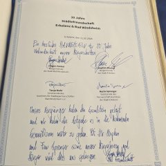 Foto des Eintrags ins Goldene Buch der Stadt Erkelenz.
