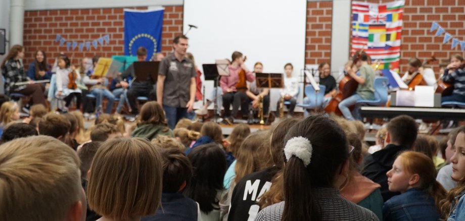 Gruppe von Kindern in der Franziskus-Grundschule