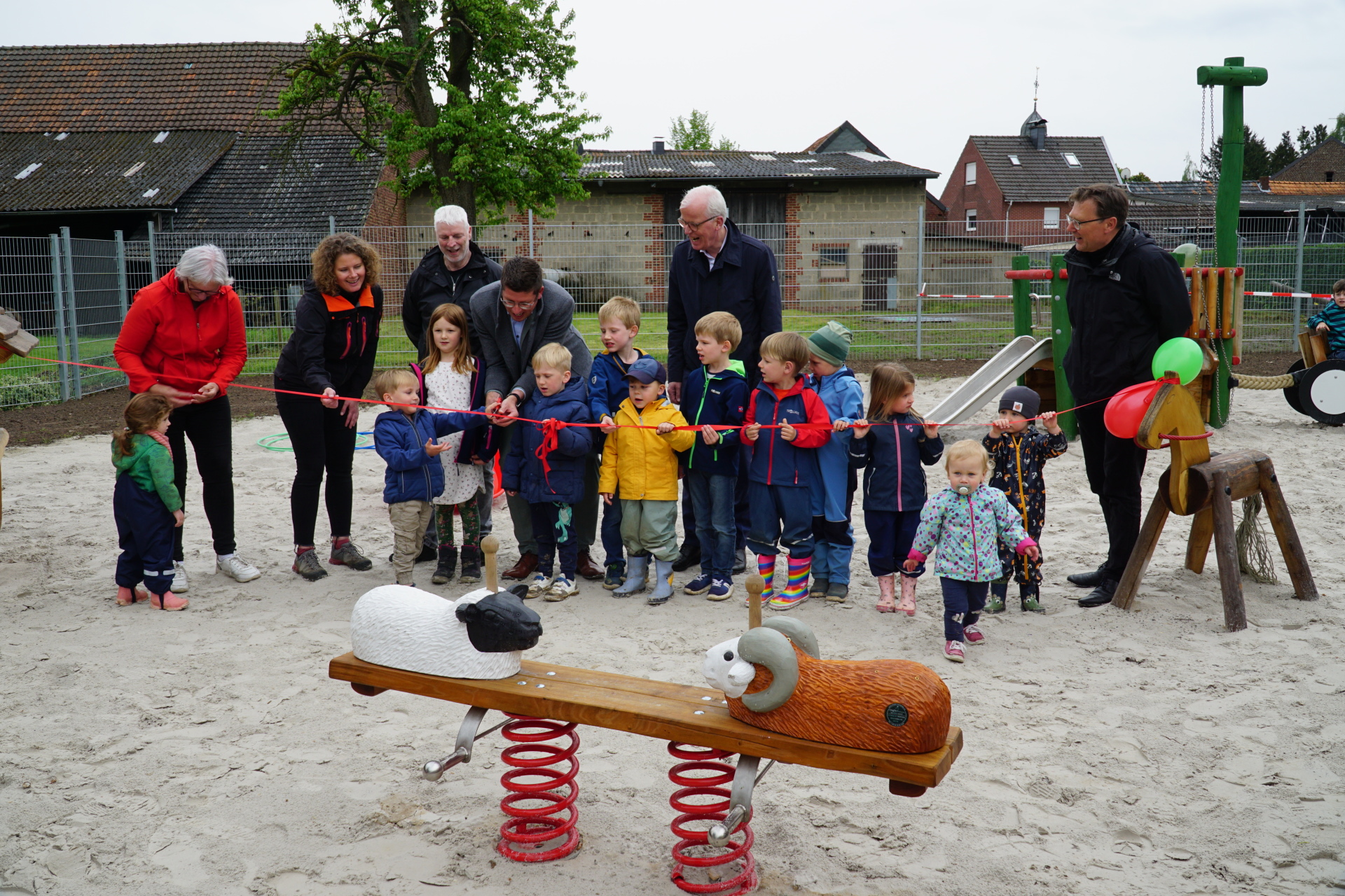 Spielplatzeröffnung Matzerath