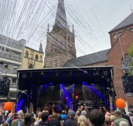 Stephan Muckel und Thomas Schnelle eröffnen gemeinsam den neuen Markt Stephan Muckel und Thomas Schnelle eröffnen gemeinsam den neuen Markt