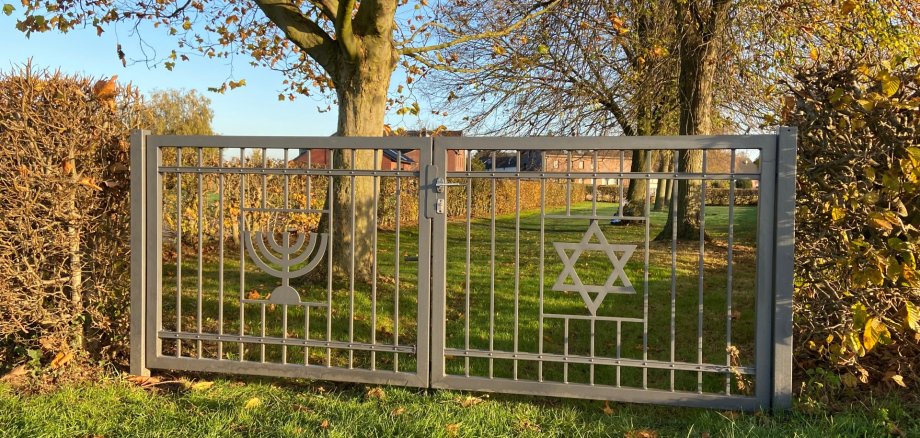 Tor am jüdischen Friedhof Schwanenberg
