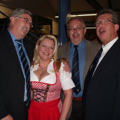Bürgermeister Peter Jansen mit Gästen aus Thum 