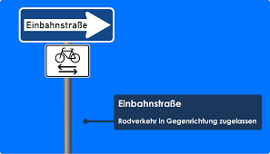 Schild Einbahnstraße in Gegenrichtung zugelassen